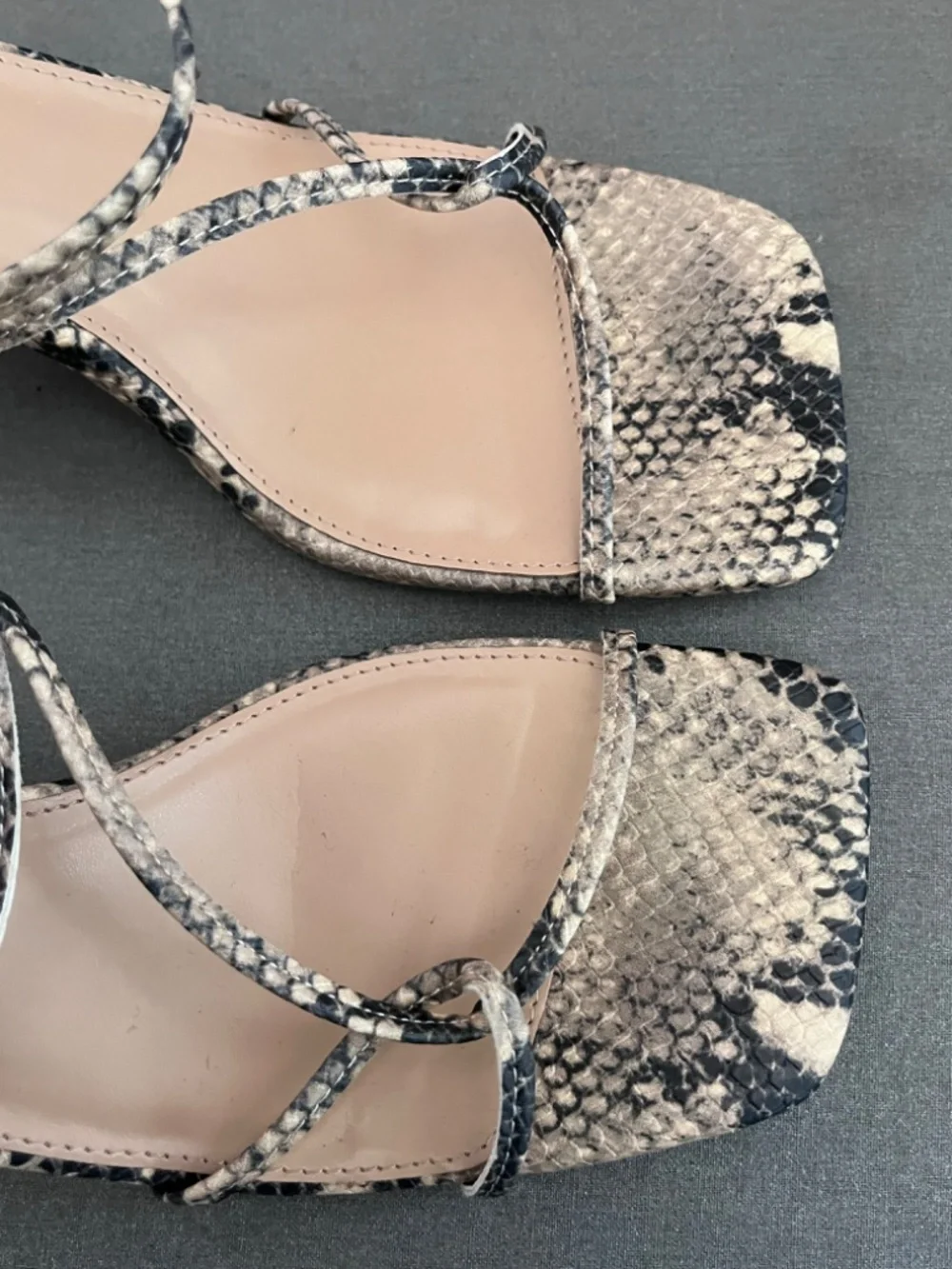 Steve Madden Women's Valora Strappy Sandals Snakeskin Print Size 9